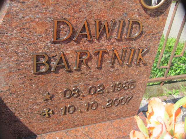 Dawid Bartnik 1985 Wierzchosławice - Grobonet - Wyszukiwarka osób pochowanych